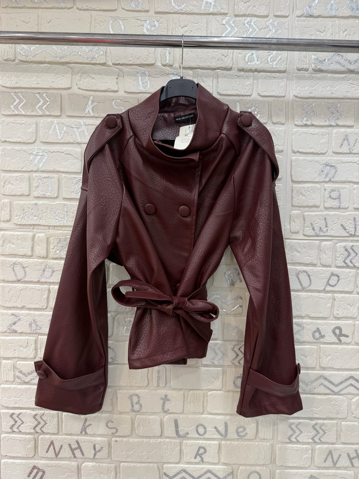 Giacca Donna in Ecopelle con Cintura e Collo Alto