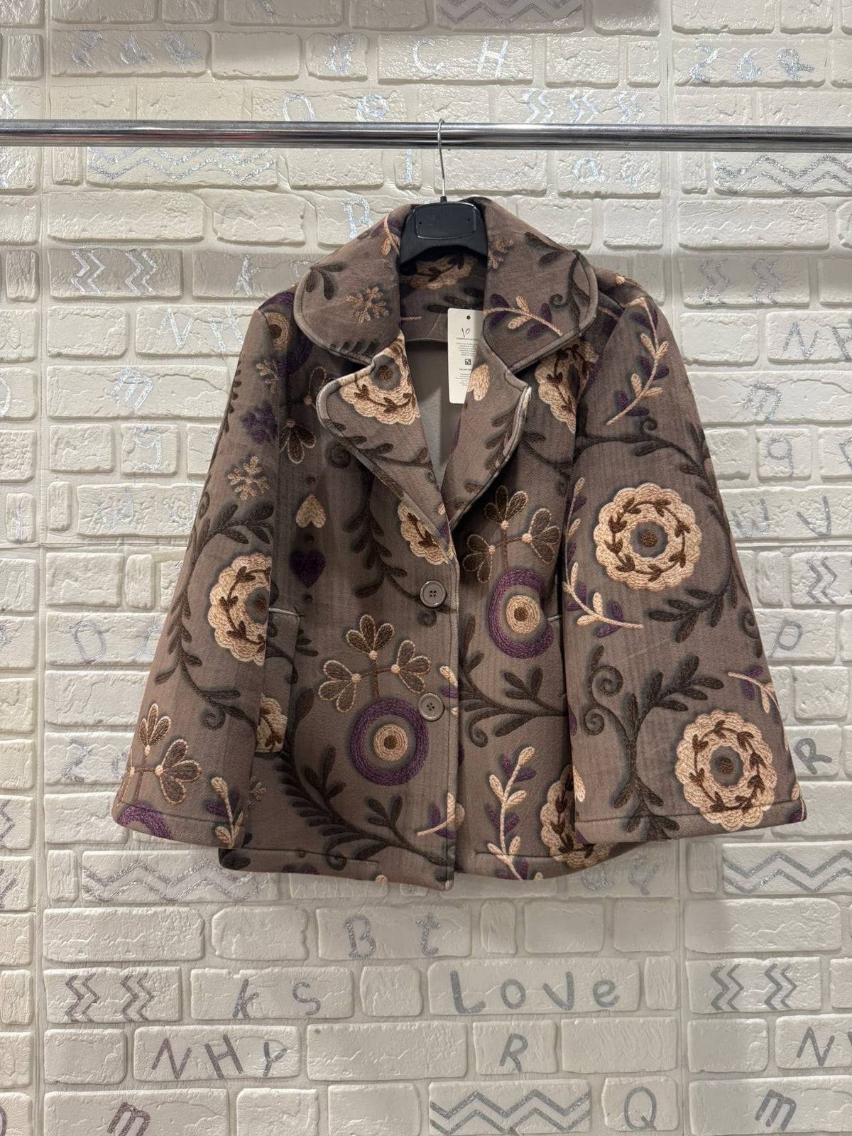 Cappotto corto fantasia floreale – taglia unica, stile boho chic
