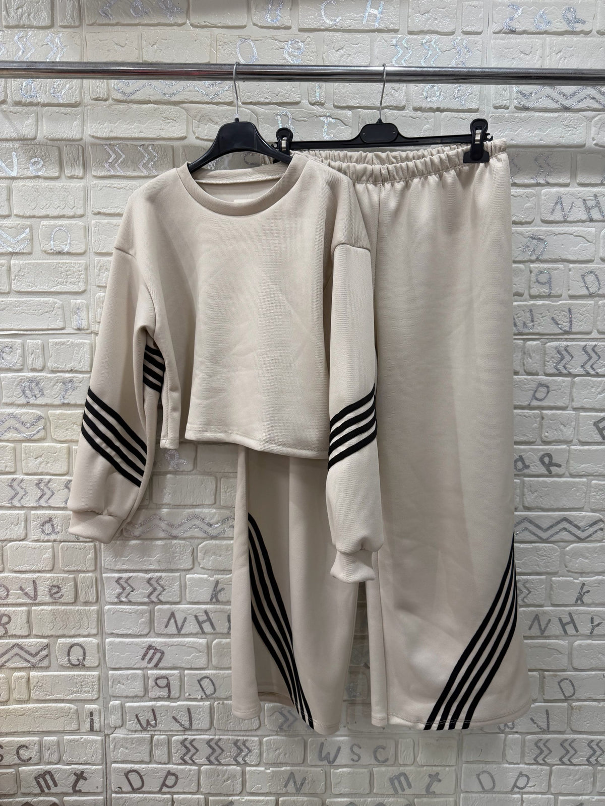 Tuta Donna Sport Chic con Dettagli a Contrasto - Taglia Unica