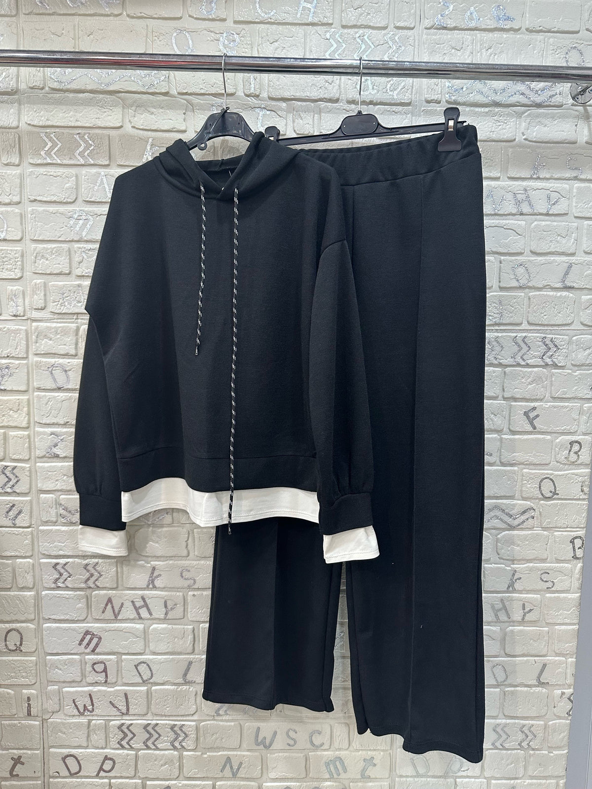 Coordinato Donna Felpa con Cappuccio e Pantalone Palazzo - Taglia Unica