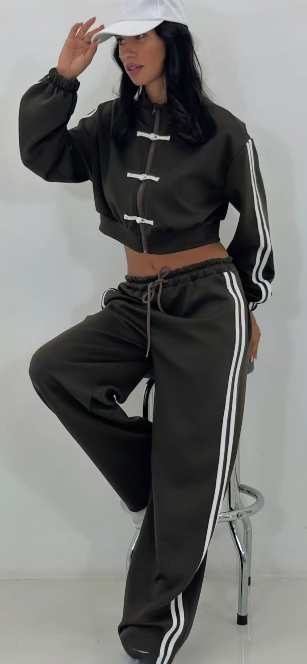 Tuta Donna Sport Chic con Zip e Dettagli a Contrasto - Taglia Unica