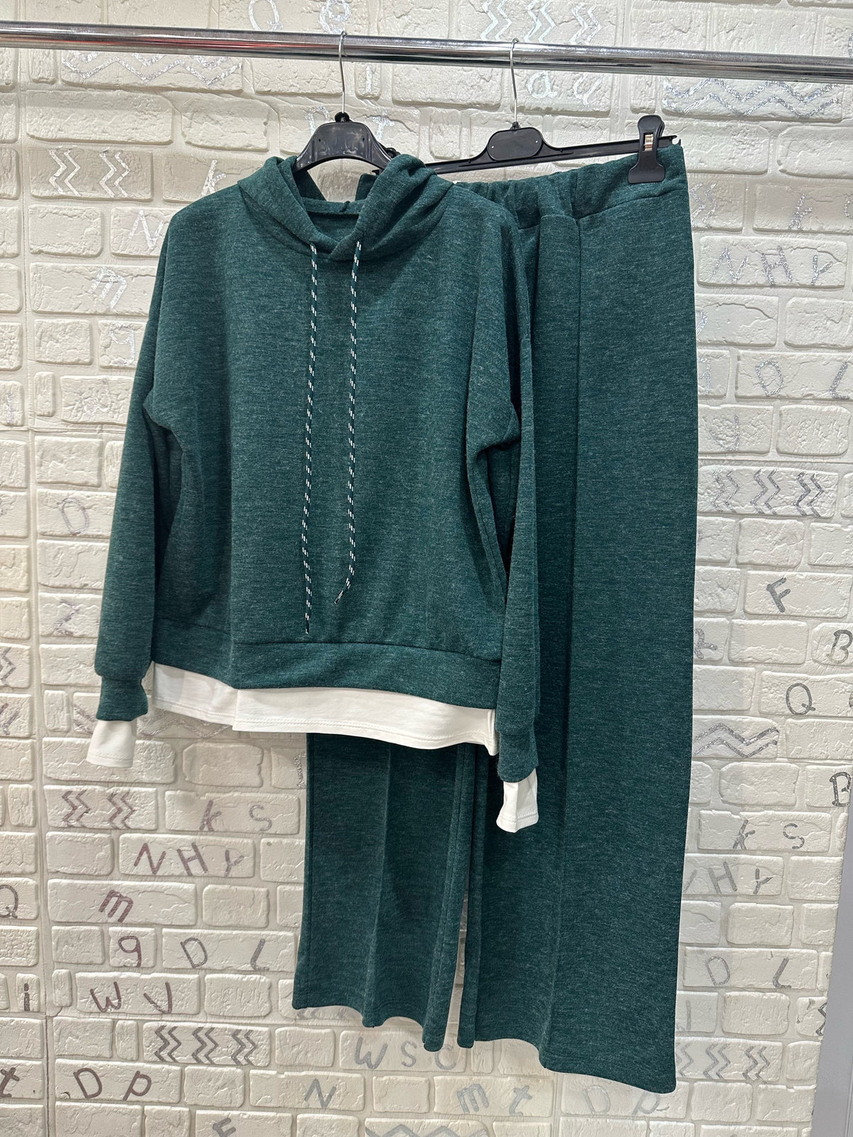 Coordinato Donna Felpa con Cappuccio e Pantalone Palazzo - Taglia Unica